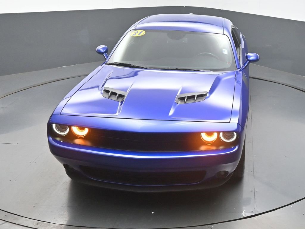 Used 2021 Dodge Challenger SXT w/ Blacktop Package image 38