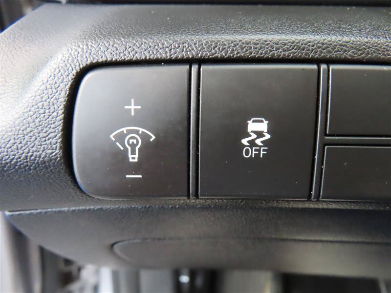 Used 2024 Hyundai Elantra SEL FWD image 16