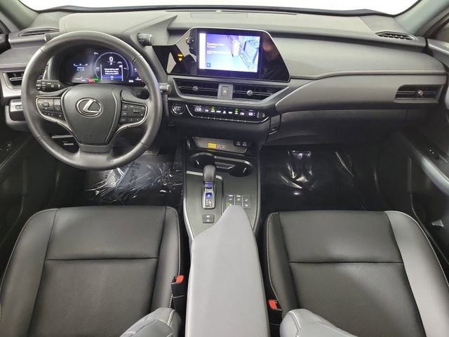 Used 2025 Lexus UX 300h FWD w/ Accessory Package (Z2) image 16