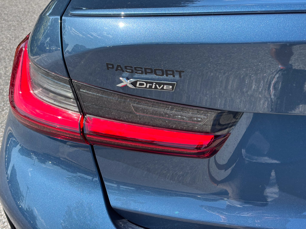 New 2026 BMW 330i xDrive Sedan w/ M Sport Package AWD/4WD image 6