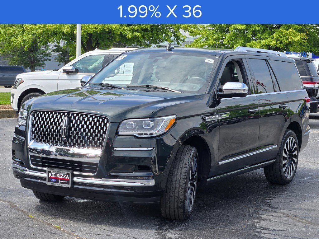 Used 2023 Lincoln Navigator Black Label AWD/4WD image 3
