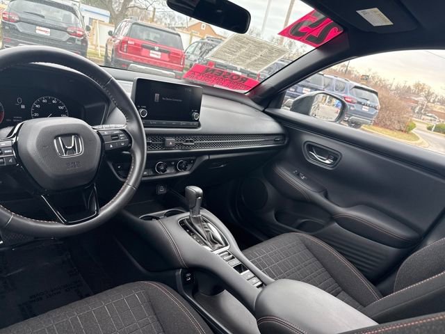 Certified 2025 Honda HR-V Sport image 22