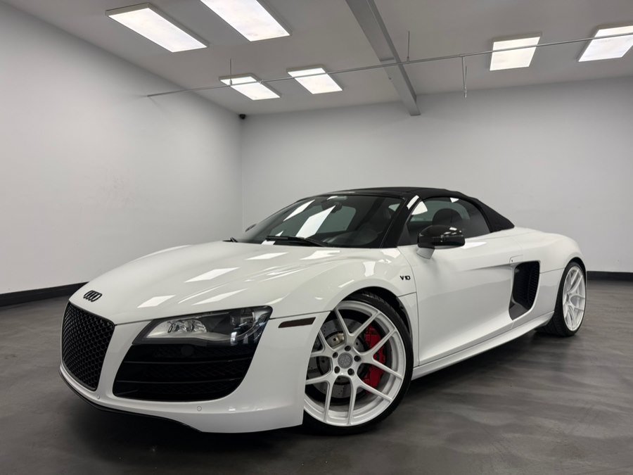 Used 2011 Audi R8 V10 AWD/4WD image 2