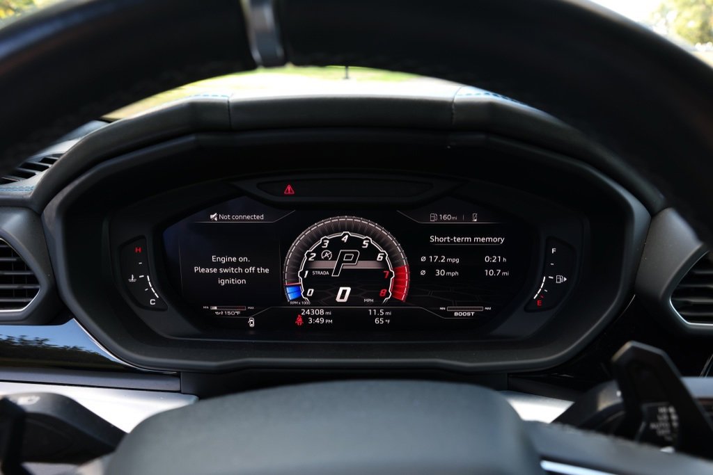 Used 2020 Lamborghini Urus image 28