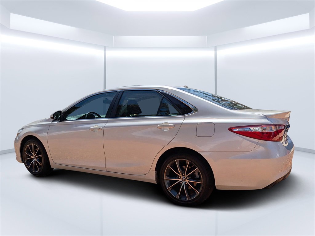 Used 2015 Toyota Camry image 5