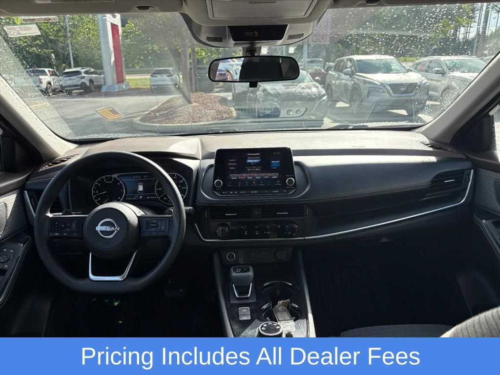 Used 2022 Nissan Rogue S AWD/4WD image 9