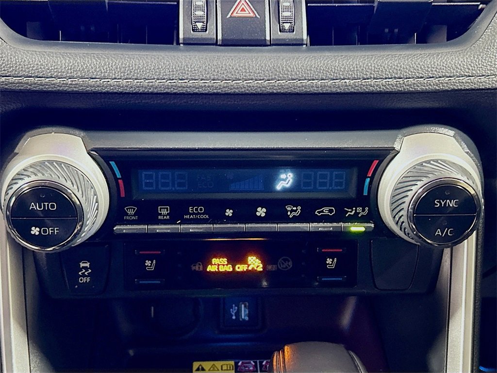 Used 2024 Toyota RAV4 Limited image 13