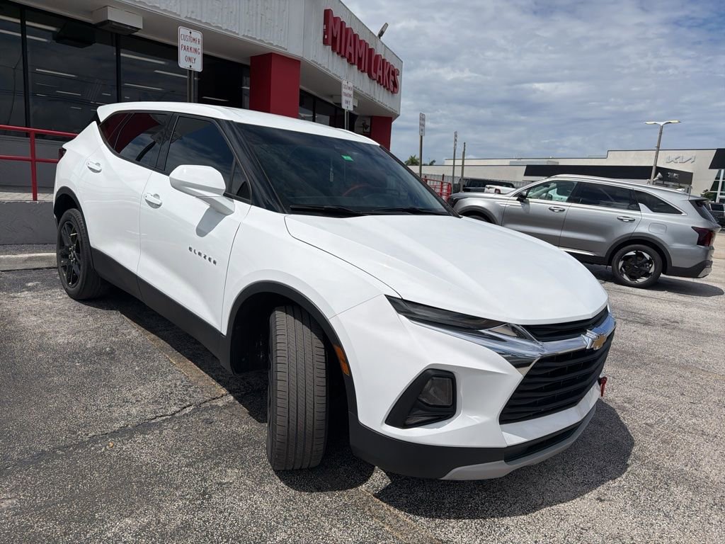 Used 2022 Chevrolet Blazer LT FWD image 3