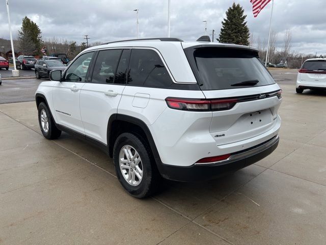 Certified 2023 Jeep Grand Cherokee Laredo w/ Luxury Tech Group I image 4