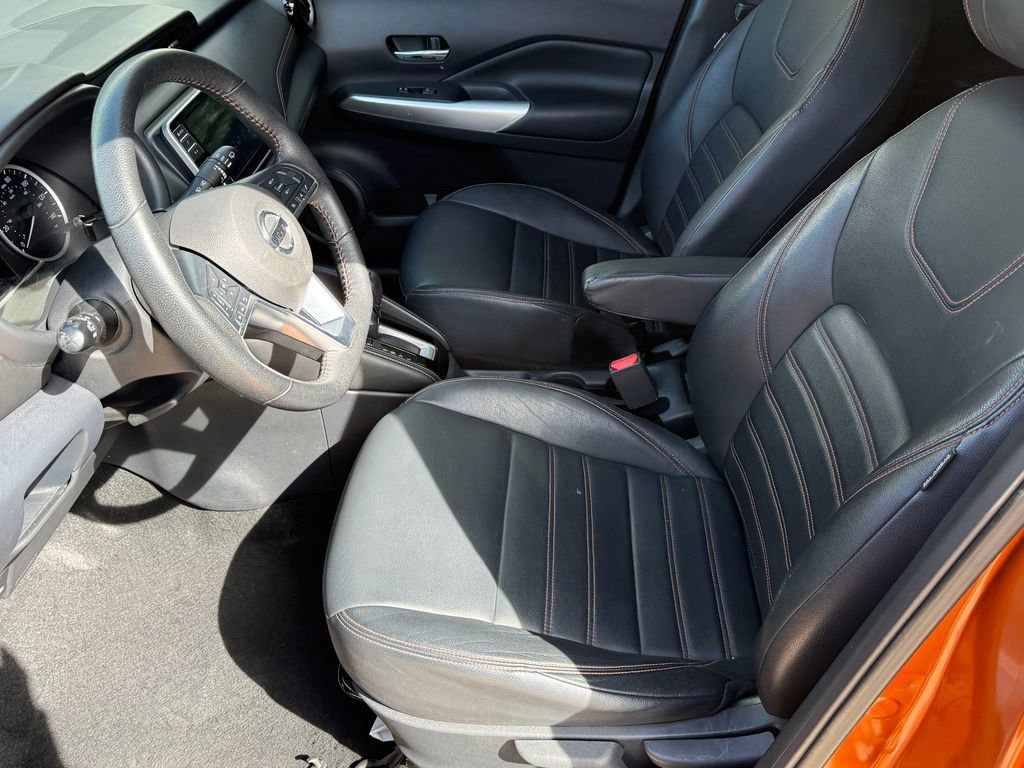 Used 2019 Nissan Kicks SR w/ SR Premium Package image 17