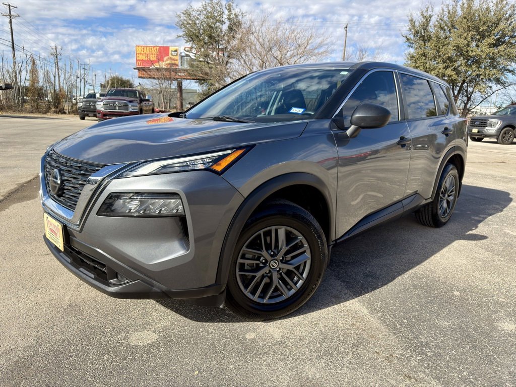 Used 2021 Nissan Rogue S image 1