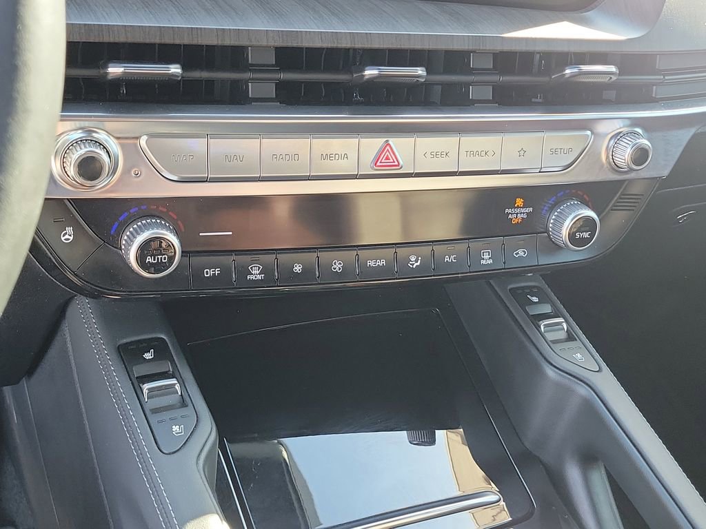 Used 2023 Kia Telluride SX image 31