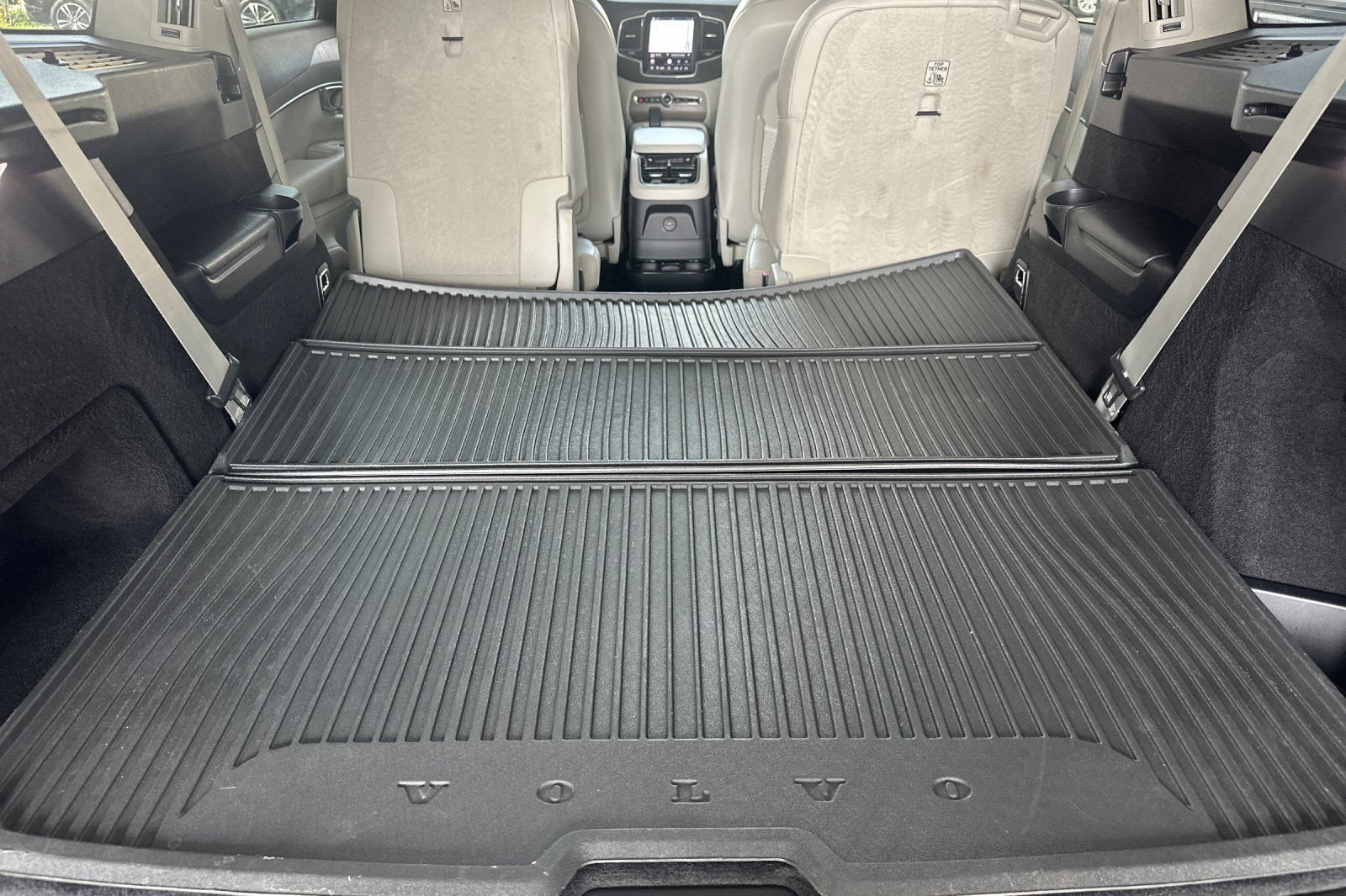 Used 2023 Volvo XC90 T8 Plus AWD/4WD image 16