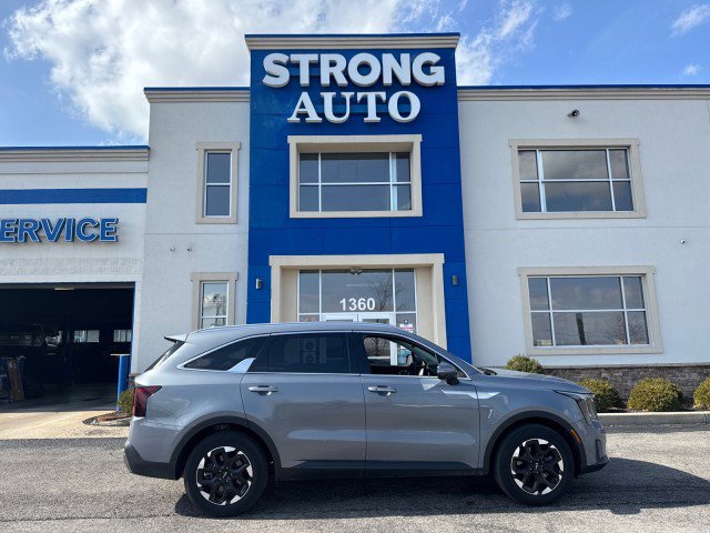 Used 2024 Kia Sorento S FWD image 18