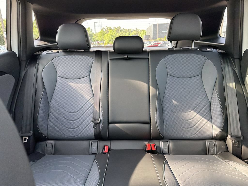 New 2026 Volkswagen Tiguan SE R-Line FWD image 29