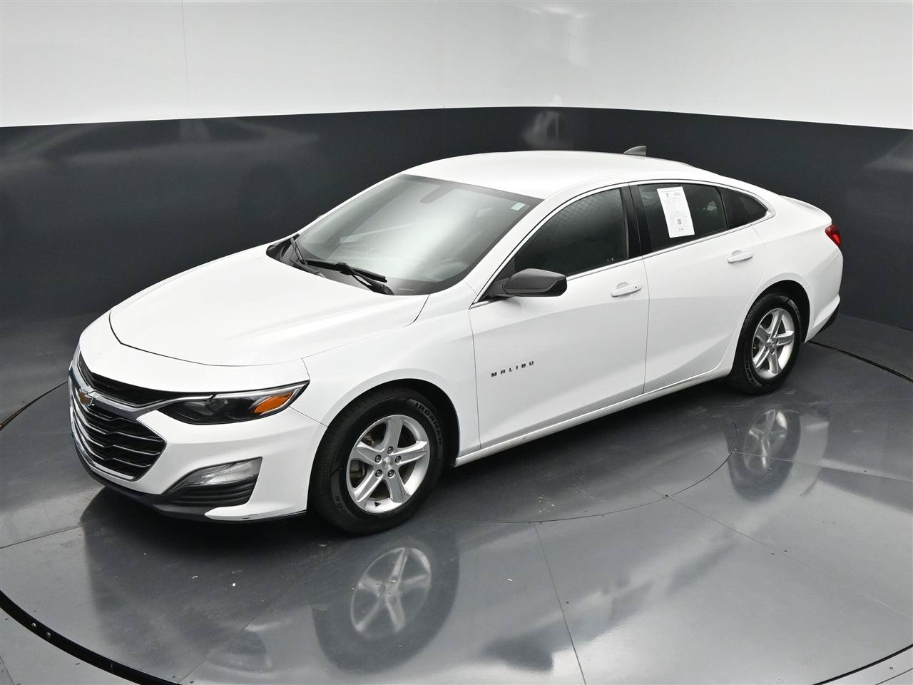 Used 2020 Chevrolet Malibu LS FWD image 19
