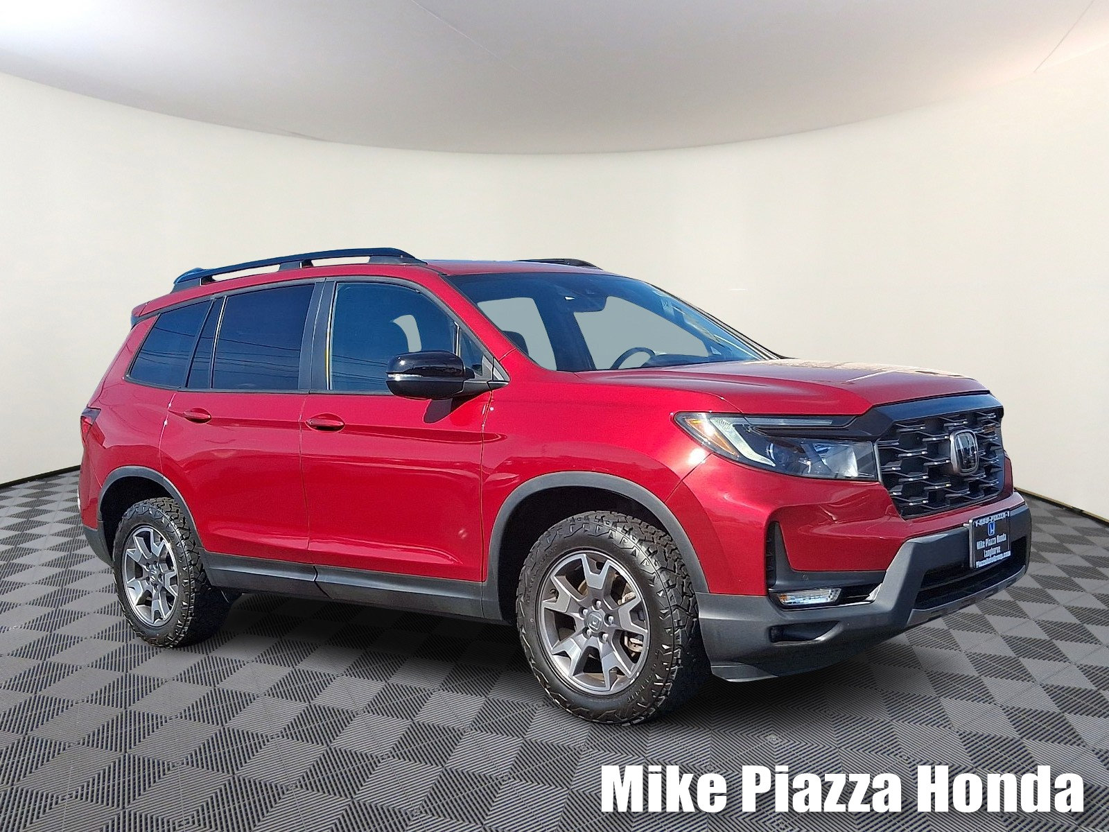 Used 2023 Honda Passport TrailSport image 1