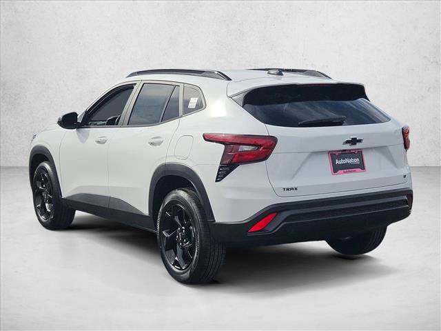 New 2026 Chevrolet Trax LT w/ Driver Confidence Package image 9