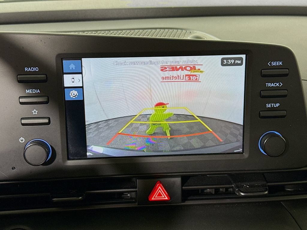 Certified 2025 Hyundai Elantra Sport FWD image 6