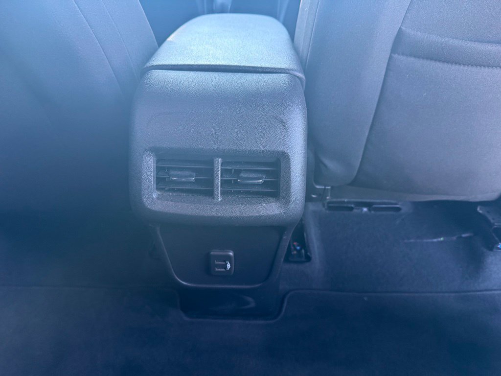 Used 2024 Chevrolet Equinox LT AWD/4WD image 18