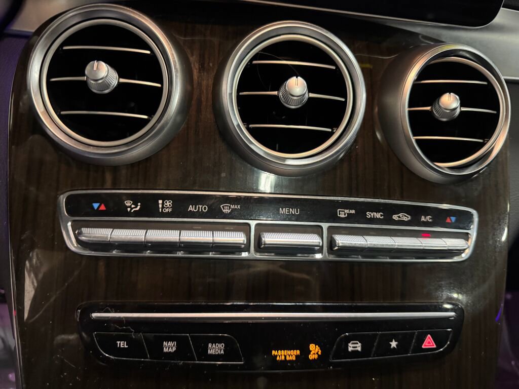 Used 2020 Mercedes-Benz GLC 300 4MATIC Coupe image 8