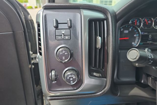 Used 2016 Chevrolet Silverado 2500 LT w/ LT Convenience Package AWD/4WD image 17