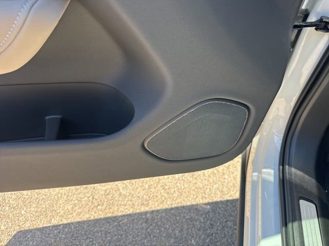 New 2026 Volvo XC60 B5 Plus w/ Protection Package Premier image 15