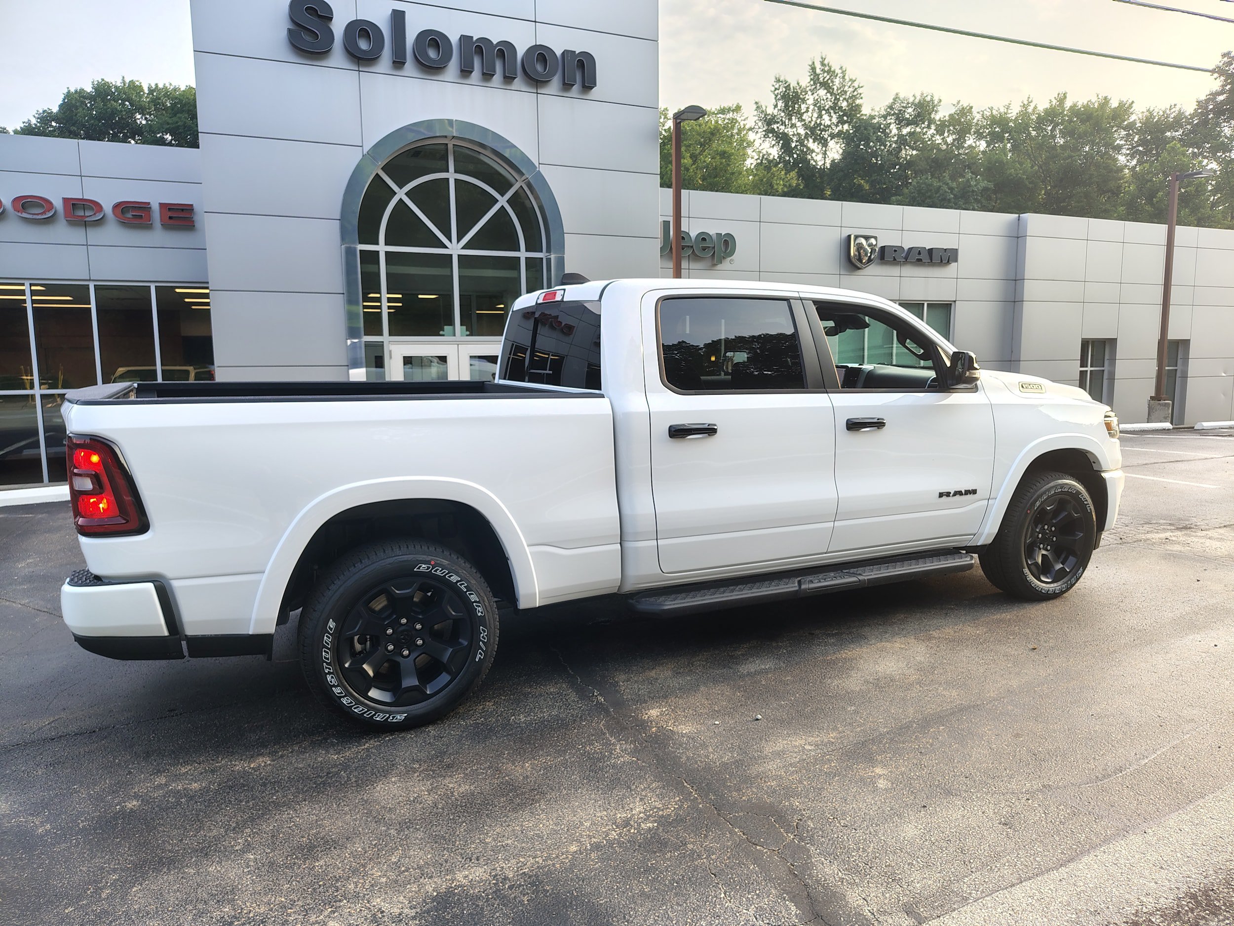 New 2026 RAM 1500 Big Horn AWD/4WD image 13