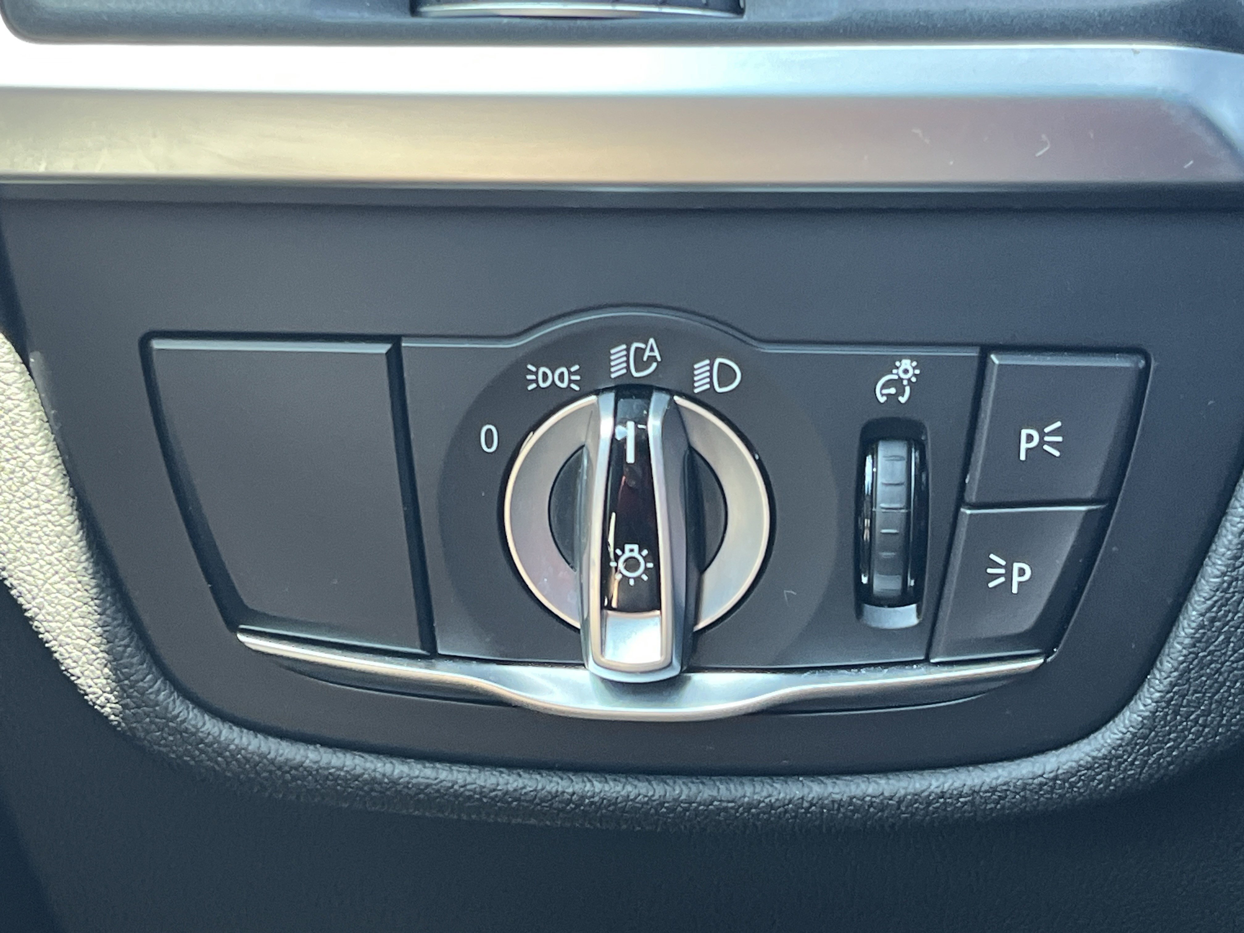 Used 2024 BMW X3 xDrive30i AWD/4WD image 14