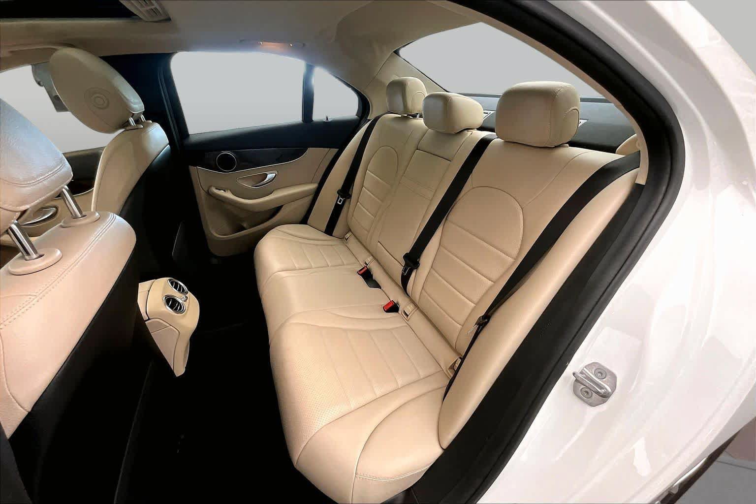 Used 2019 Mercedes-Benz C 300 Sedan image 20