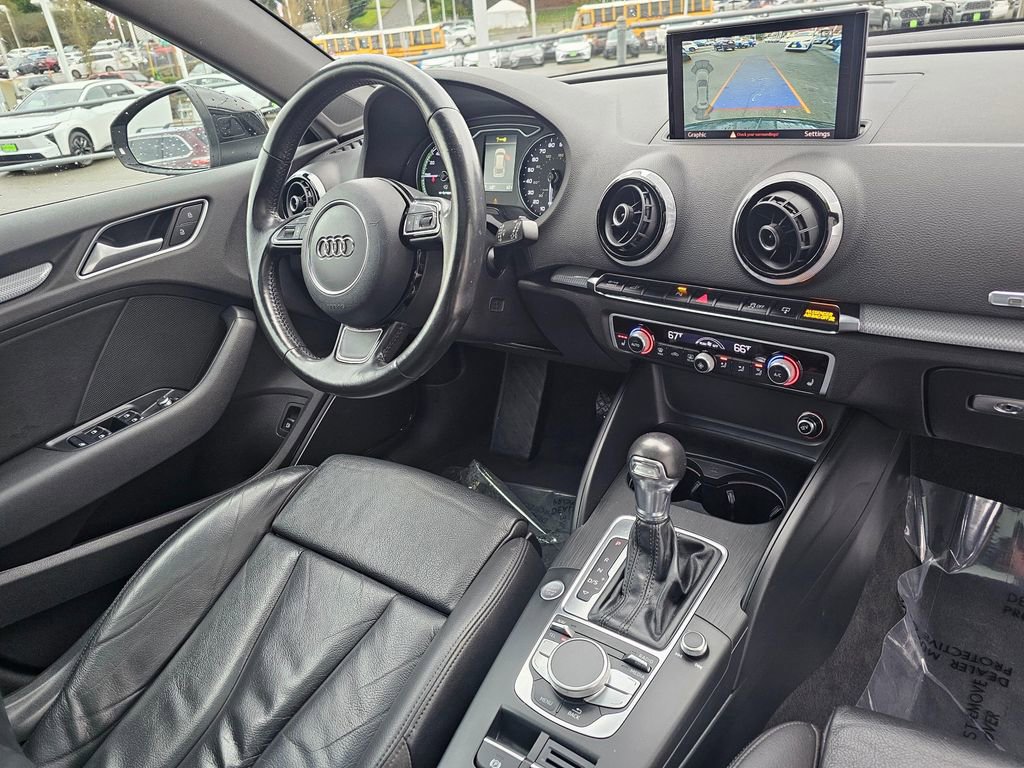 Used 2016 Audi A3 e-tron Premium Plus w/ Premium Plus Package image 11