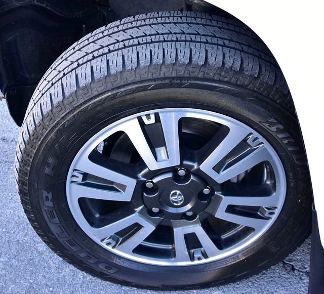 Used 2018 Toyota Tundra SR5 w/ TRD Sport Package image 31