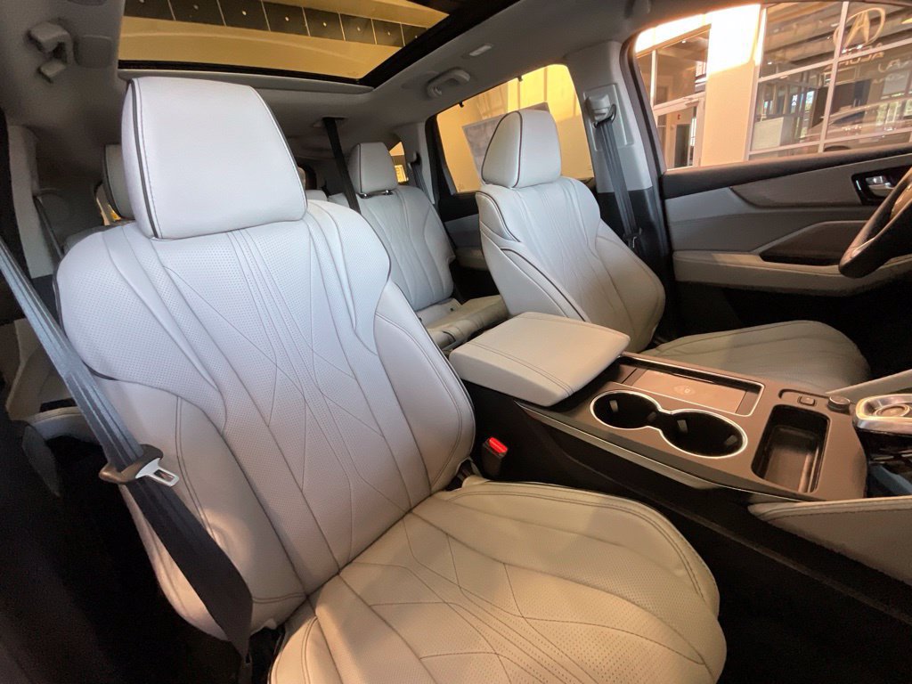 New 2026 Acura MDX w/ Advance Package AWD/4WD image 18