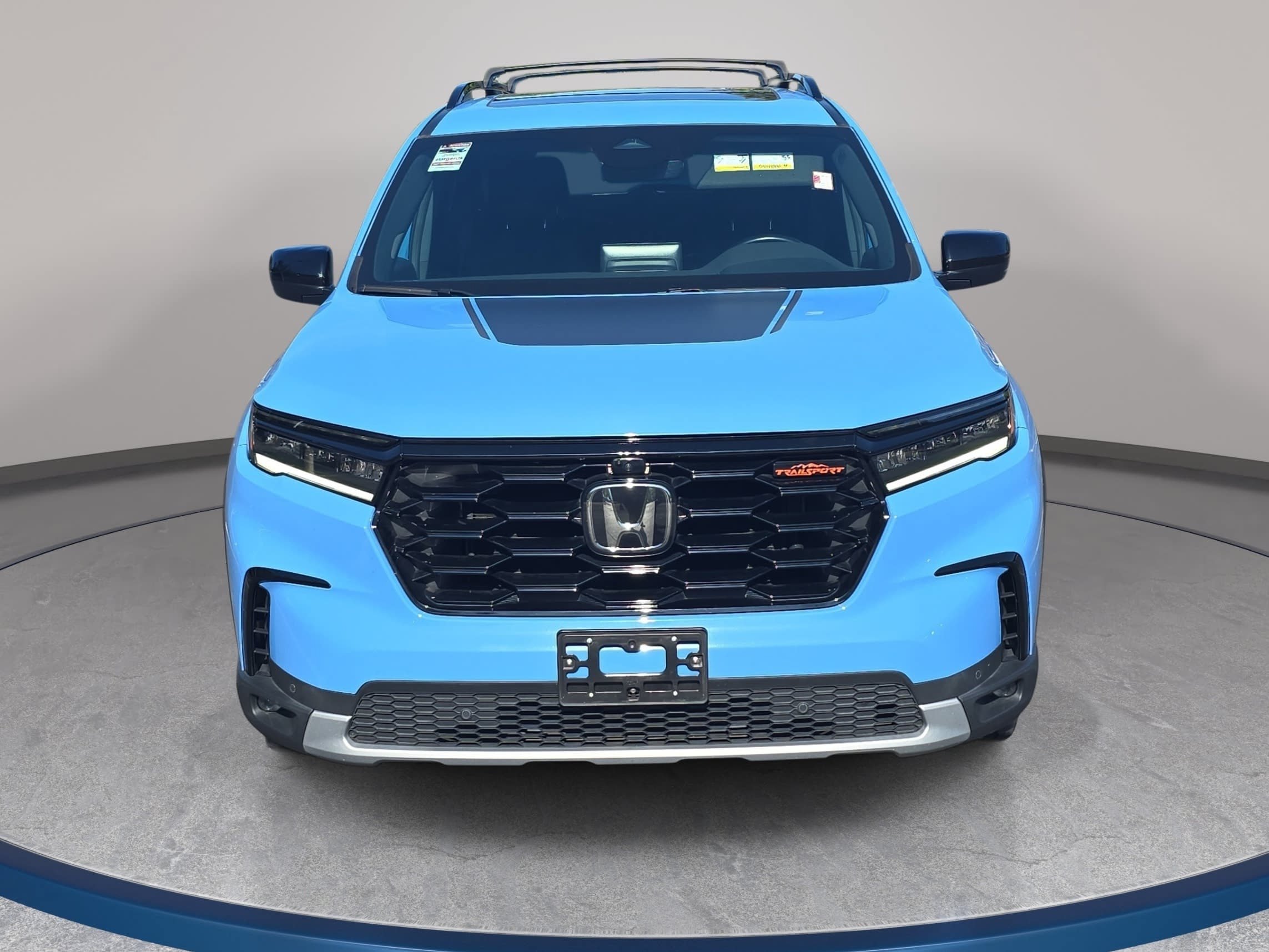 Certified 2023 Honda Pilot TrailSport image 2