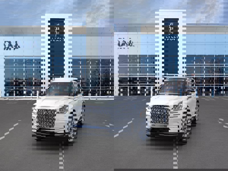 New 2024 Lincoln Corsair FWD image 2