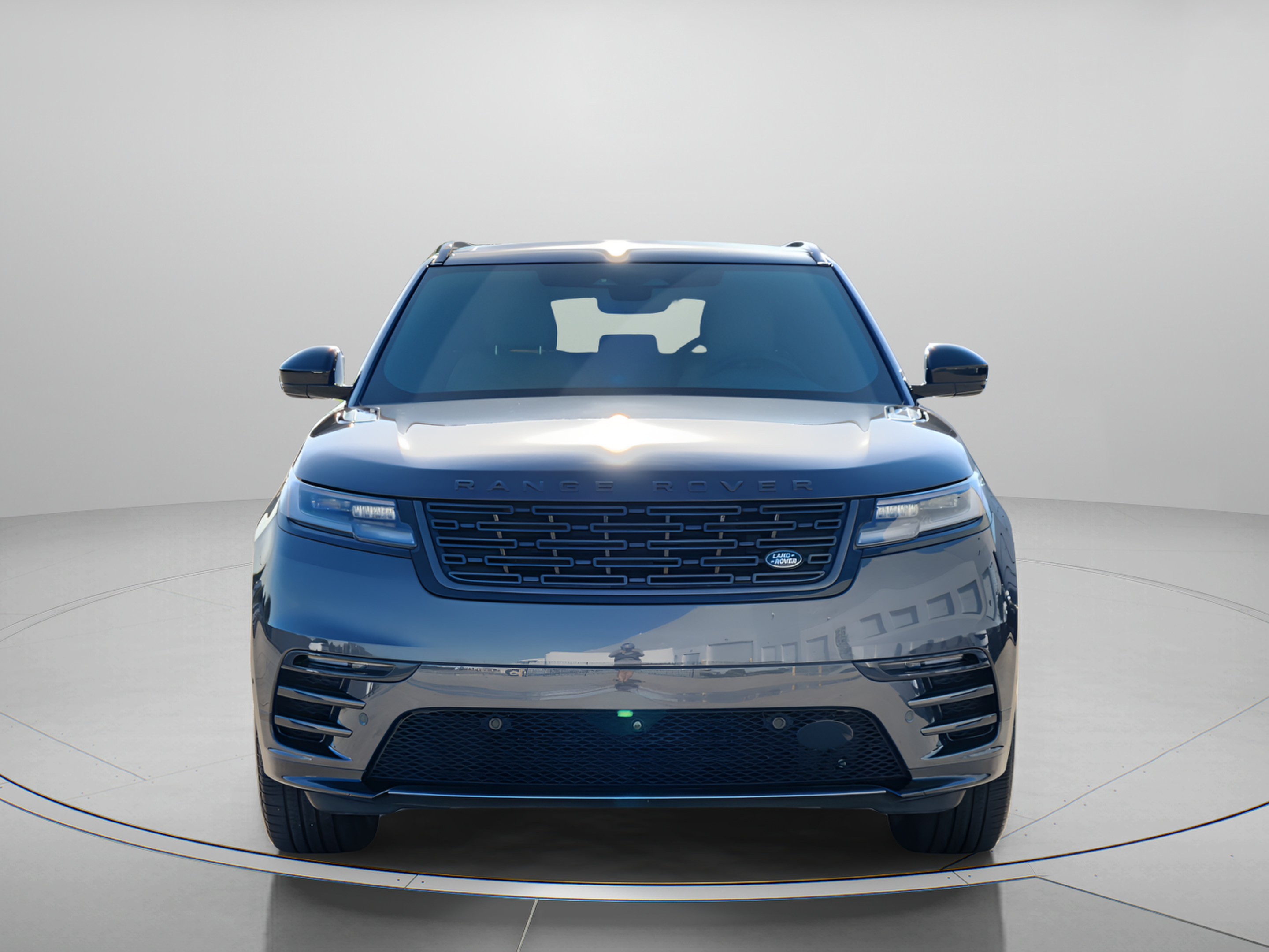 Certified 2026 Land Rover Range Rover Velar Dynamic SE AWD/4WD image 6