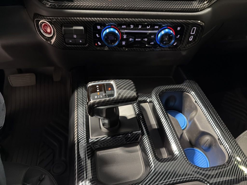Used 2022 Chevrolet Silverado 1500 LTZ w/ LTZ Premium Package AWD/4WD image 32
