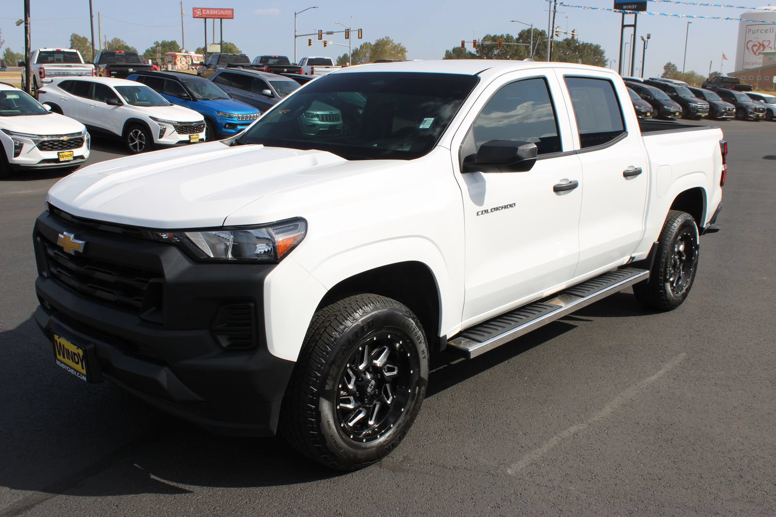 Used 2024 Chevrolet Colorado W/T RWD image 4