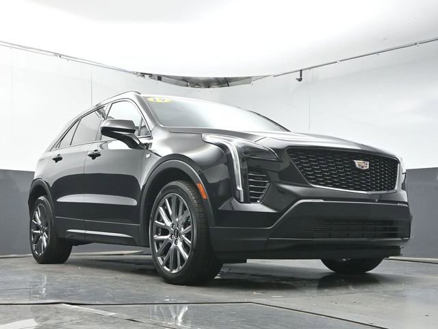 Used 2019 Cadillac XT4 Sport w/ LPO, Midnight Sport Package FWD image 34