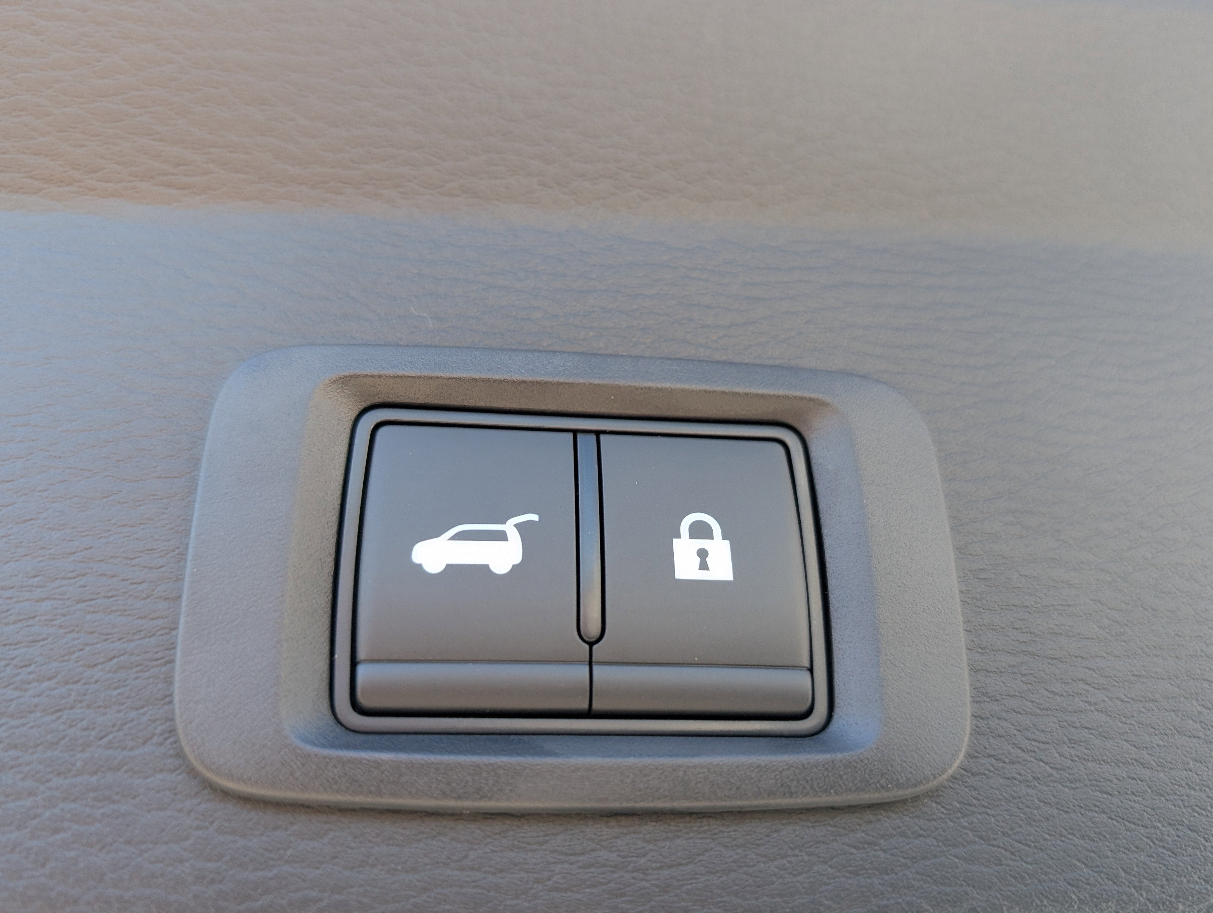 New 2025 Mitsubishi Outlander Trail Edition image 13