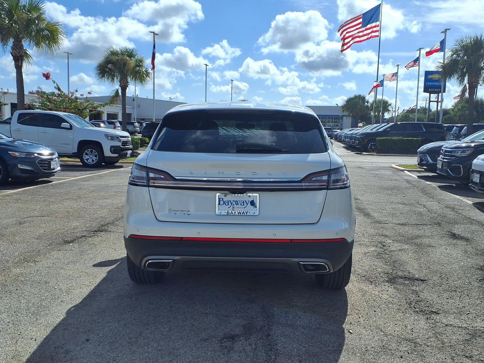 Used 2023 Lincoln Nautilus Reserve FWD image 22
