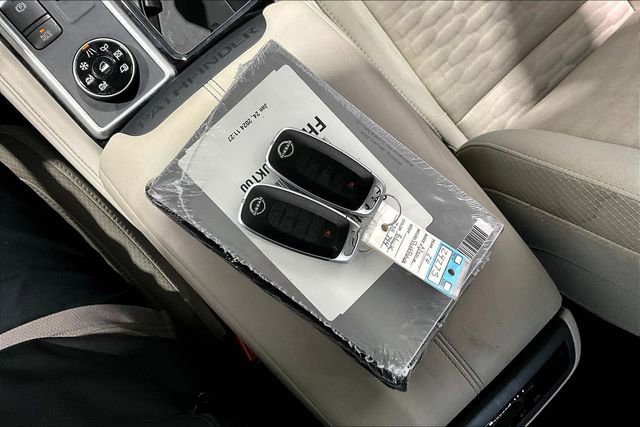 Used 2024 Nissan Pathfinder SV w/ SV Premium Package image 37