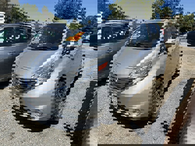 Used 2015 Nissan Versa Note SV image 34