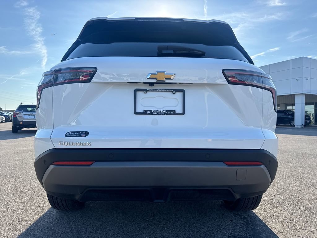 Used 2026 Chevrolet Equinox LT w/ Convenience Package II FWD image 5