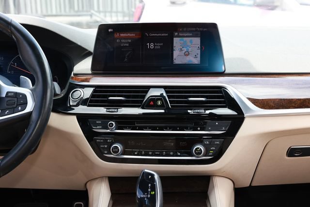 Used 2019 BMW 540i w/ M Sport Package RWD image 43