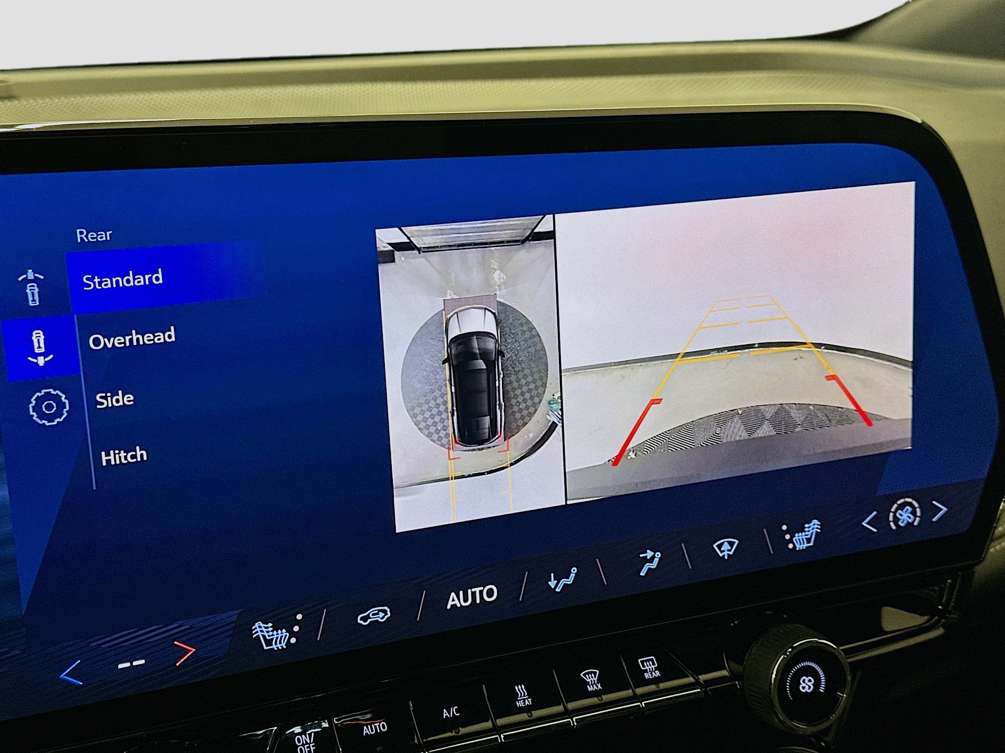 Used 2024 Chevrolet Blazer EV LT image 23