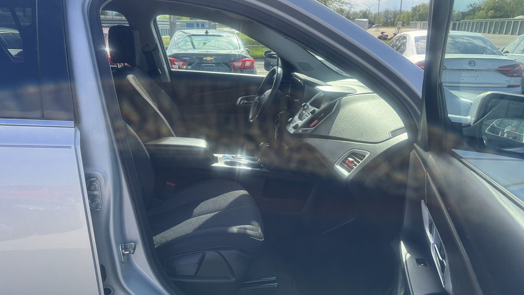 Used 2017 GMC Terrain SLE FWD image 28
