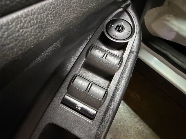 Used 2019 Ford Escape S image 13