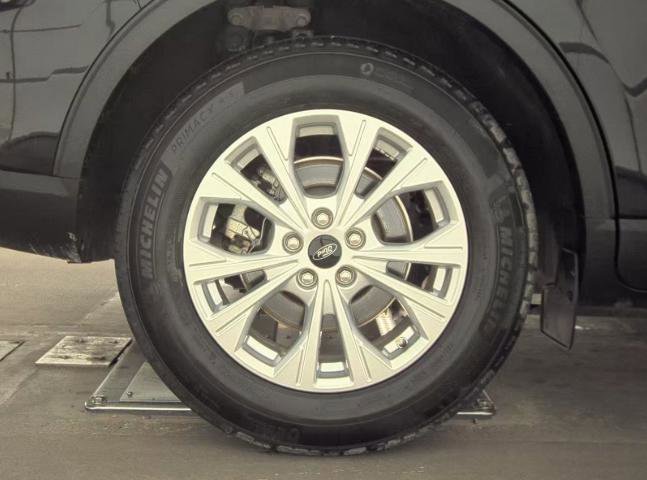 Used 2023 Ford Escape Active image 9