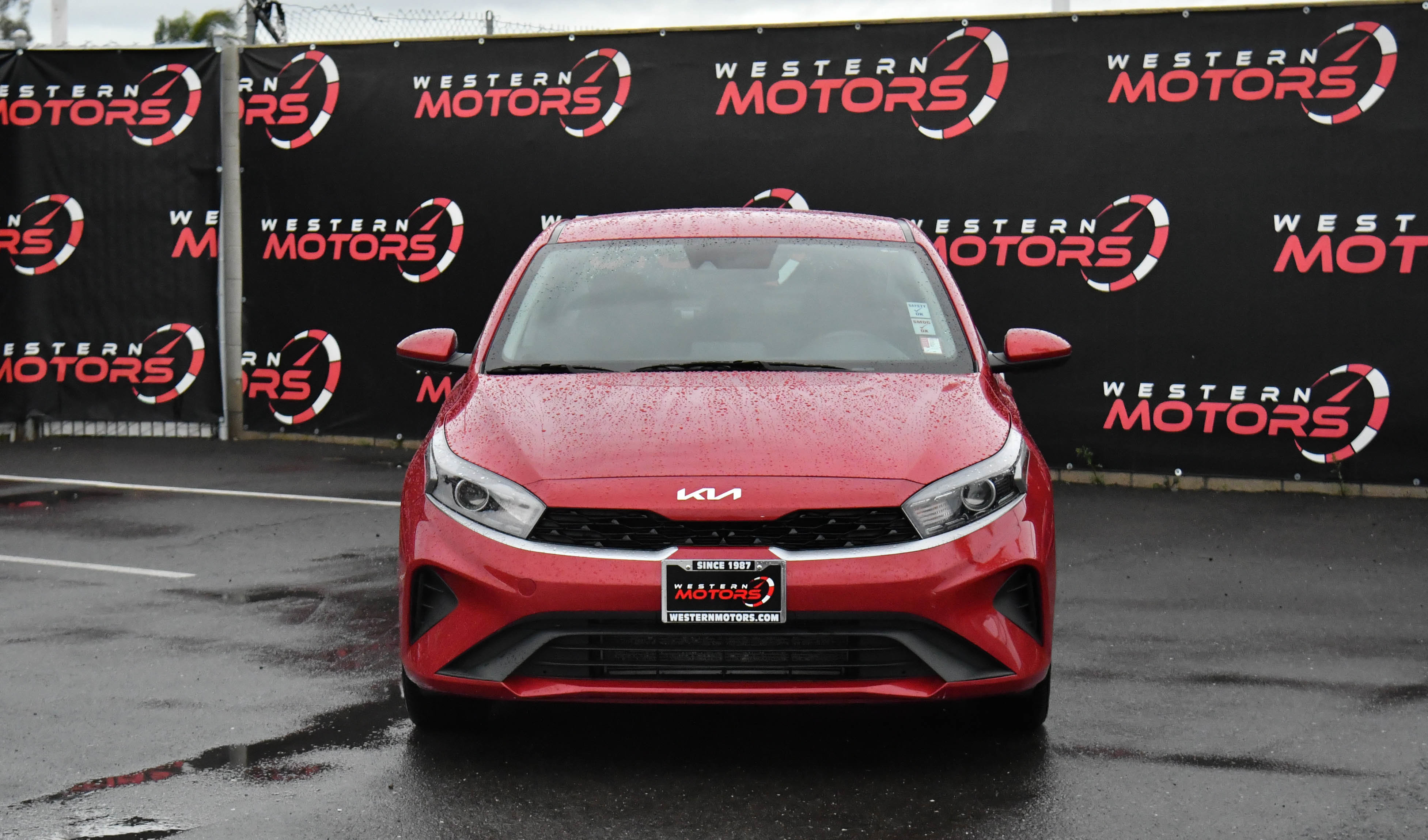 Used 2024 Kia Forte LXS image 2